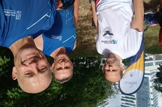 Biegacze Klubu Biegacza Prz przed startem biegu ParkRun